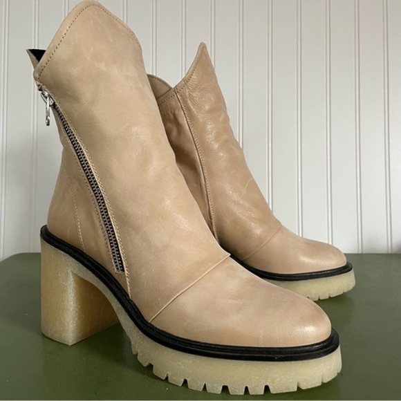 NWT Free People JACK ZIP Ankle Boots in Camel Leather *Spain* - Picture 8 of 16